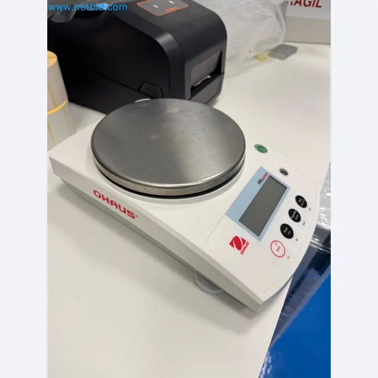 Máquinas y equipos de laboratorio de una empresa para el cultivo de cannabis medicinal-1