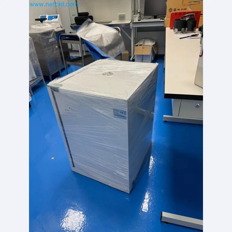 Máquinas y equipos de laboratorio de una empresa para el cultivo de cannabis medicinal-2