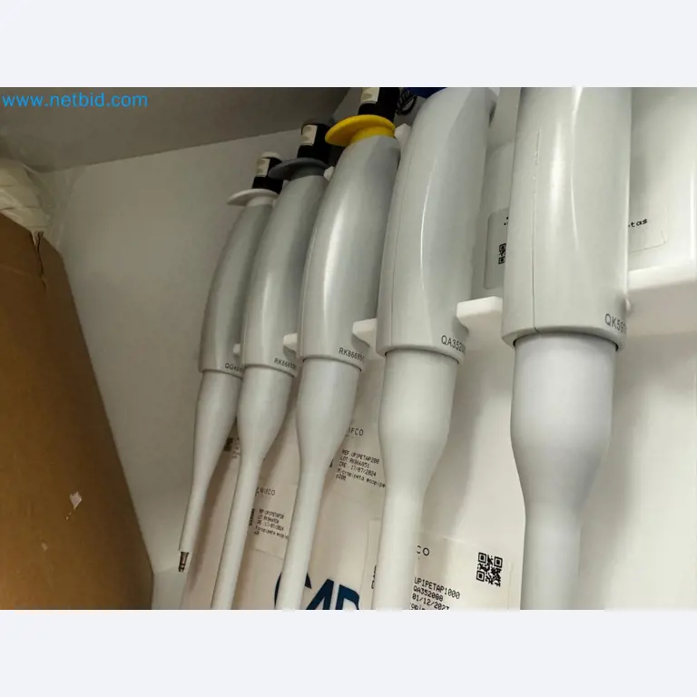 Maschinen und Laborausstattung eines Unternehmens für den Anbau von medizinischem Cannabis-6