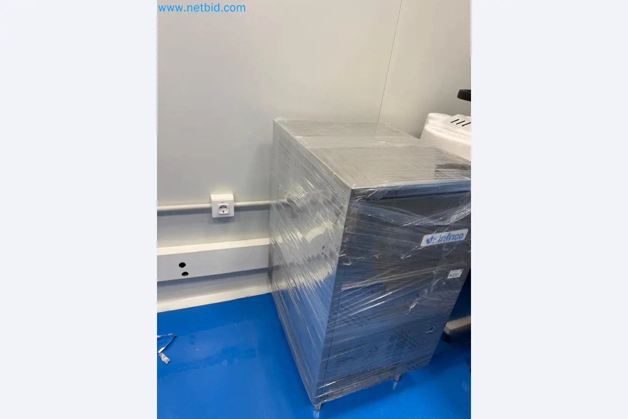 Machinery and laboratory equipment of a medicinal cannabis cultivation company-2