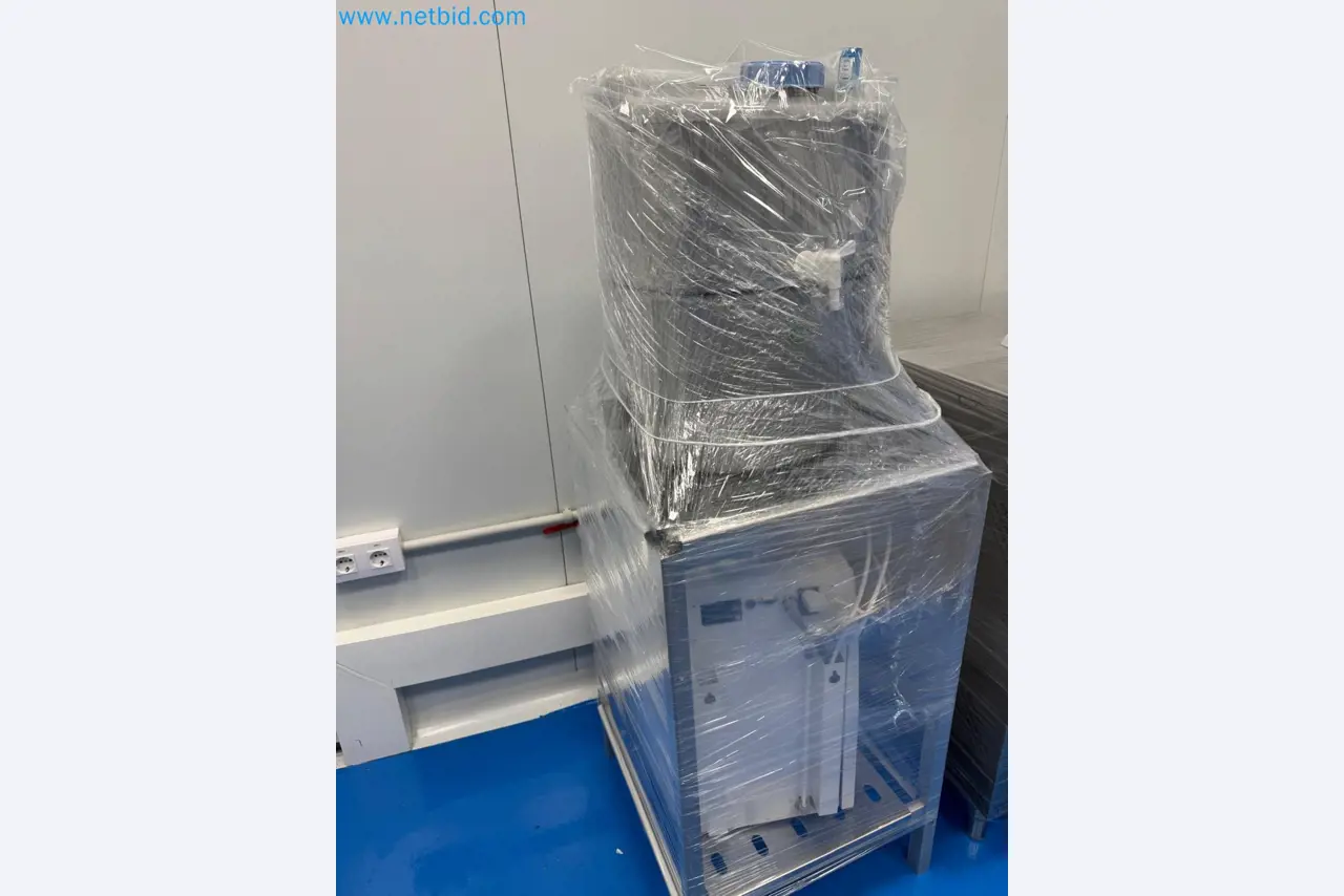 Maschinen und Laborausstattung eines Unternehmens für den Anbau von medizinischem Cannabis-1