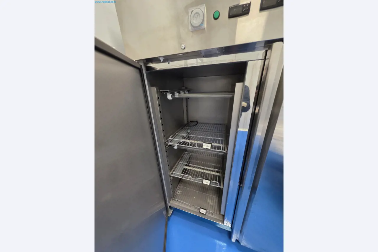 Máquinas y equipos de laboratorio de una empresa para el cultivo de cannabis medicinal-3