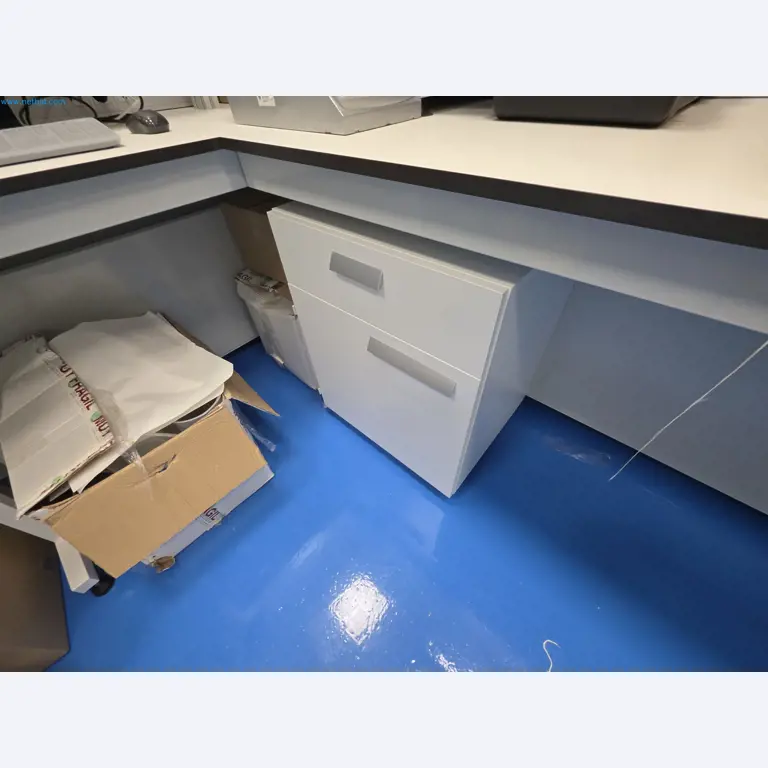 Máquinas y equipos de laboratorio de una empresa para el cultivo de cannabis medicinal-8