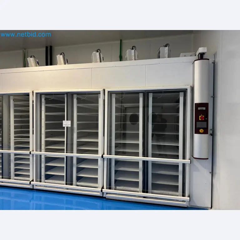 Maschinen und Laborausstattung eines Unternehmens für den Anbau von medizinischem Cannabis-4