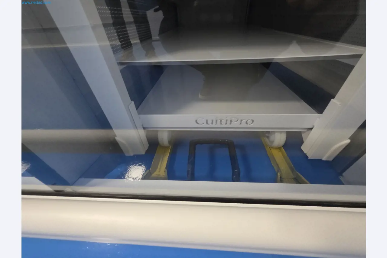 Maschinen und Laborausstattung eines Unternehmens für den Anbau von medizinischem Cannabis-5