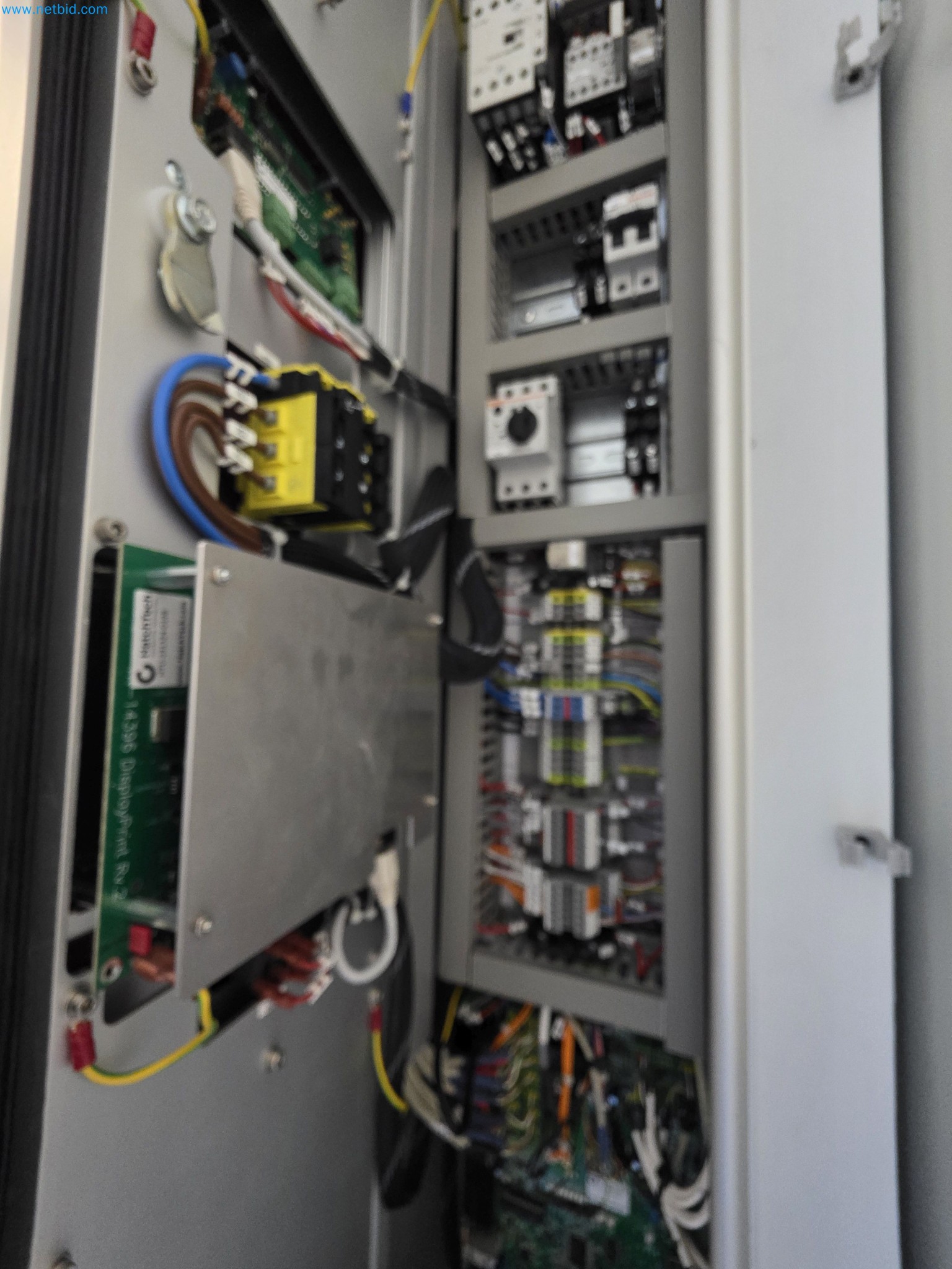 Máquinas y equipos de laboratorio de una empresa para el cultivo de cannabis medicinal-7