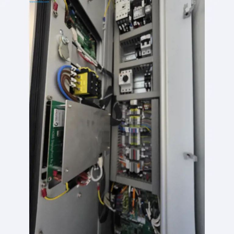 Maschinen und Laborausstattung eines Unternehmens für den Anbau von medizinischem Cannabis-7