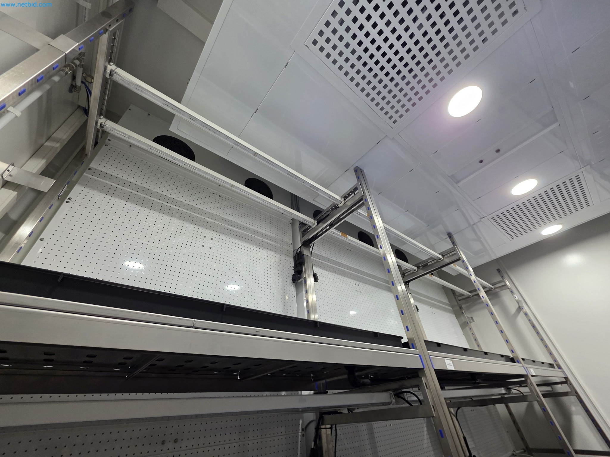 Maschinen und Laborausstattung eines Unternehmens für den Anbau von medizinischem Cannabis-10