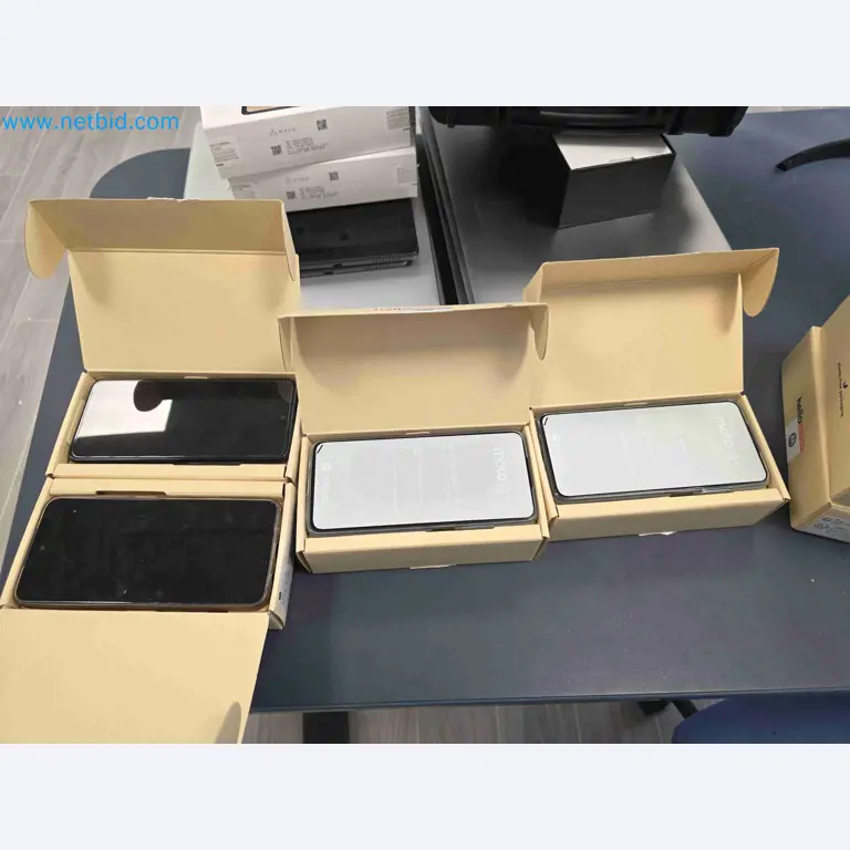 Laboratory machinery and equipment for in vitro cultivation of plants and plant species-69