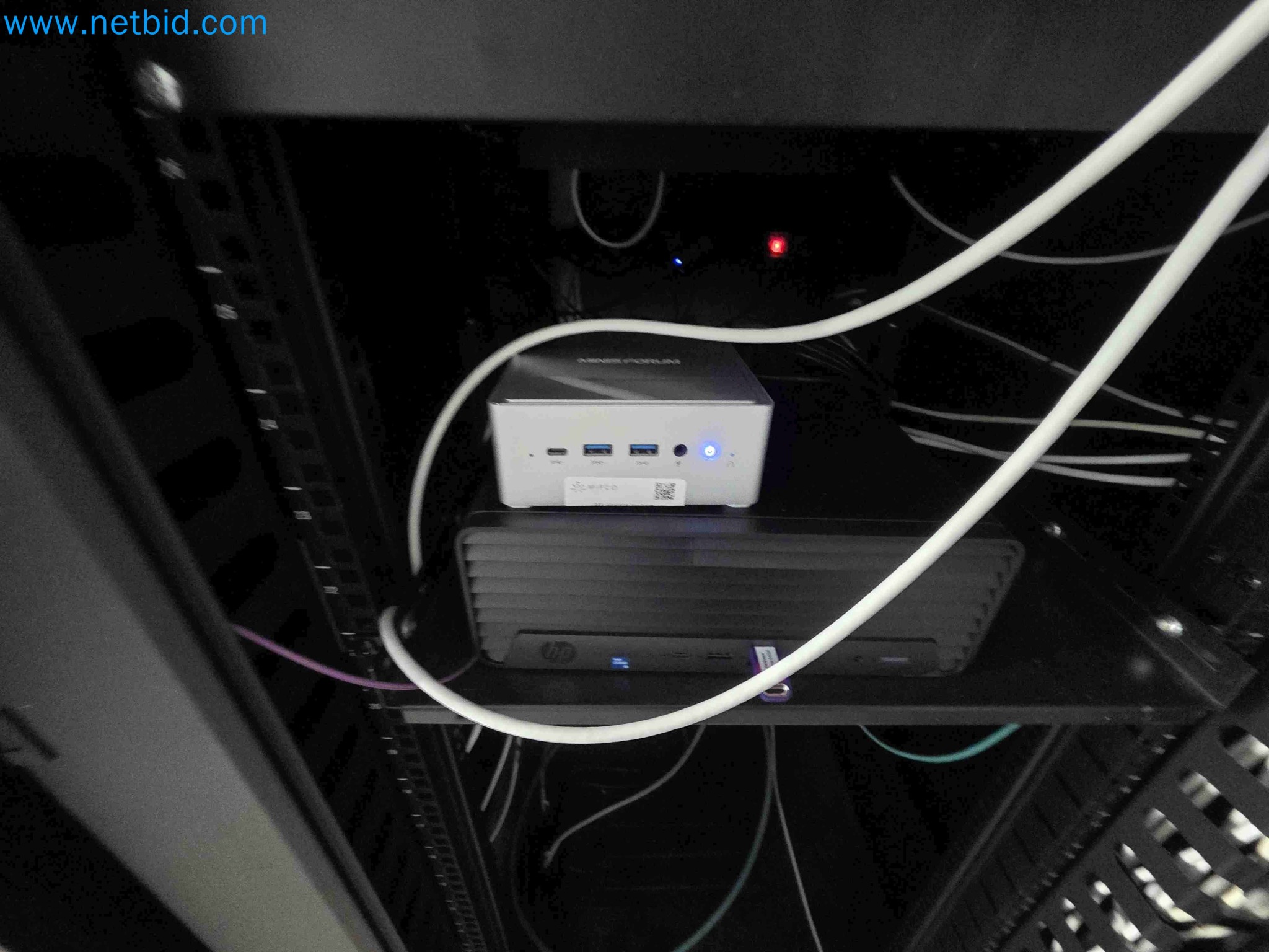 Laboratory machinery and equipment for in vitro cultivation of plants and plant species-76