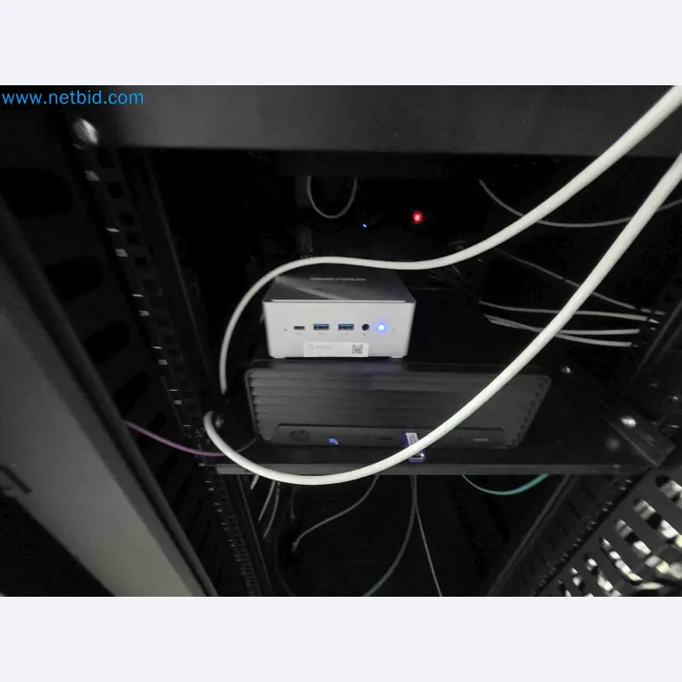 Laboratory machinery and equipment for in vitro cultivation of plants and plant species-76