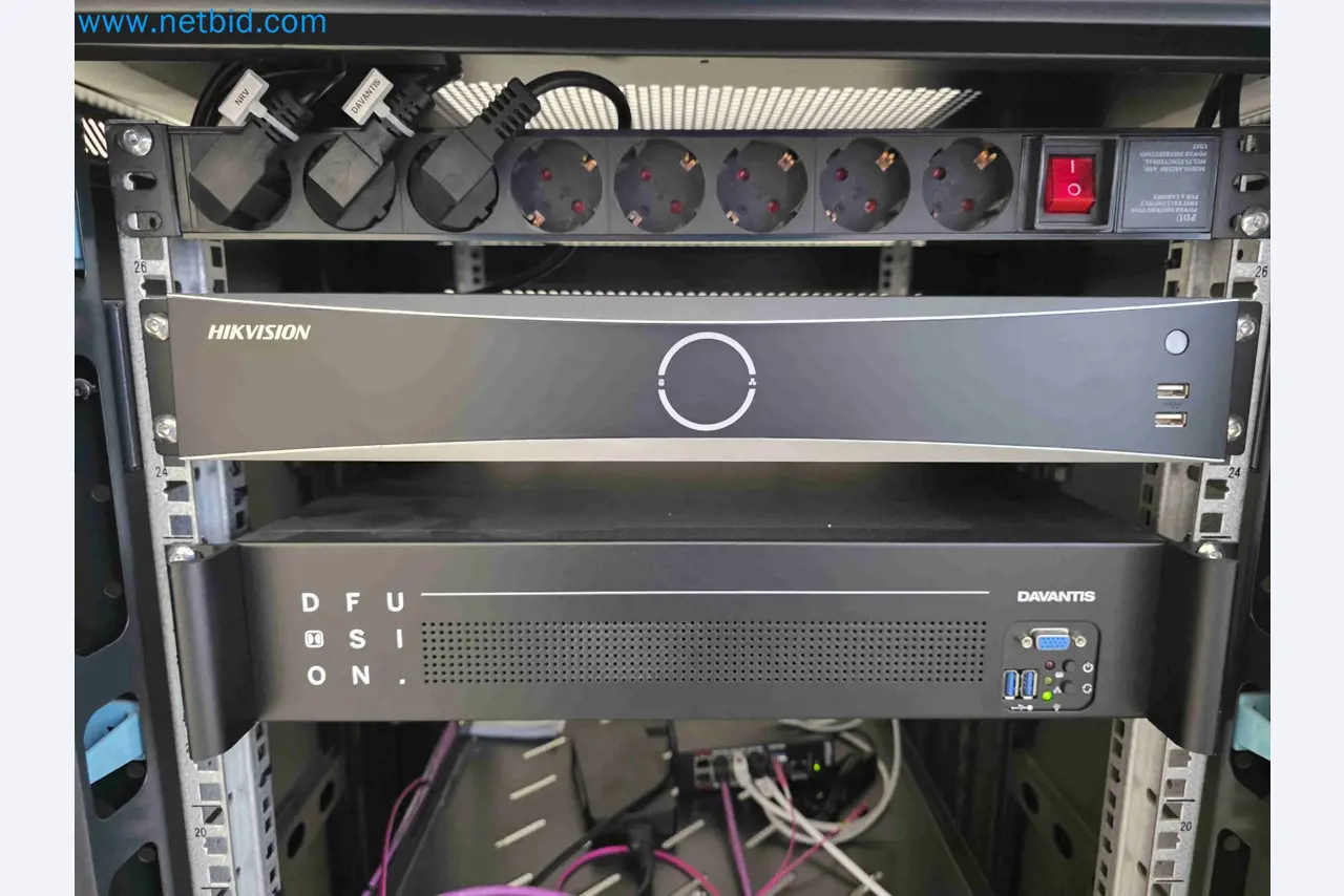 Maschinen und Laborausstattung eines Unternehmens für die In-vitro-Kultivierung von Pflanzen und Pflanzenarten-27