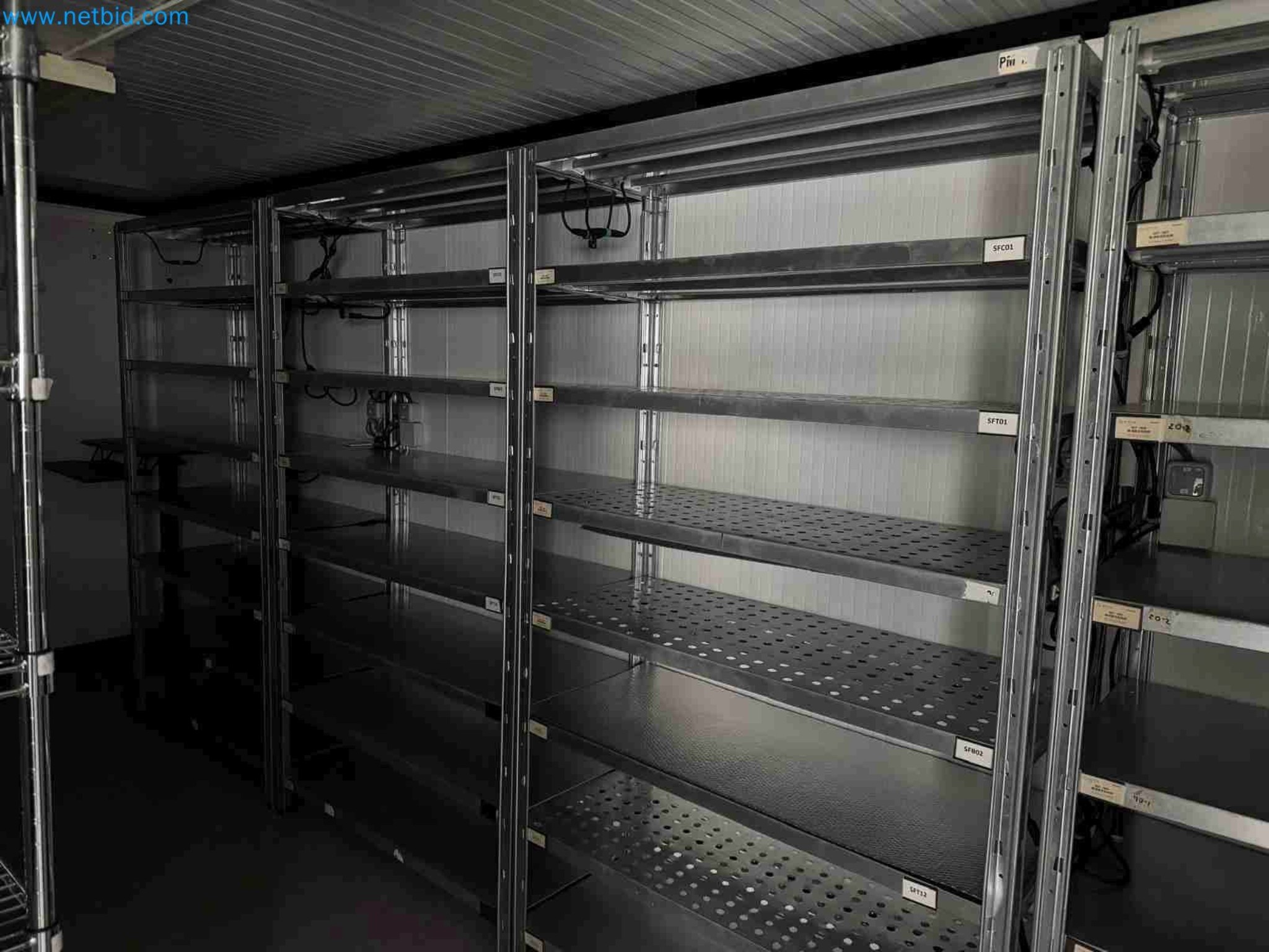 Laboratory machinery and equipment for in vitro cultivation of plants and plant species-4