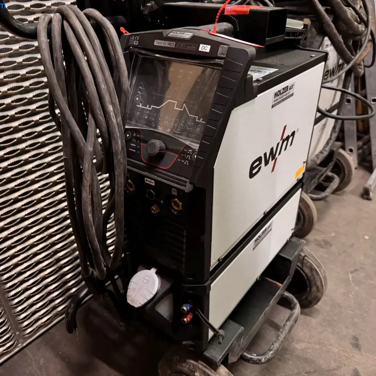 TIG welding machine EWM Tetrix XQ 230 puls DC Comfort 3.0 8POL 8P