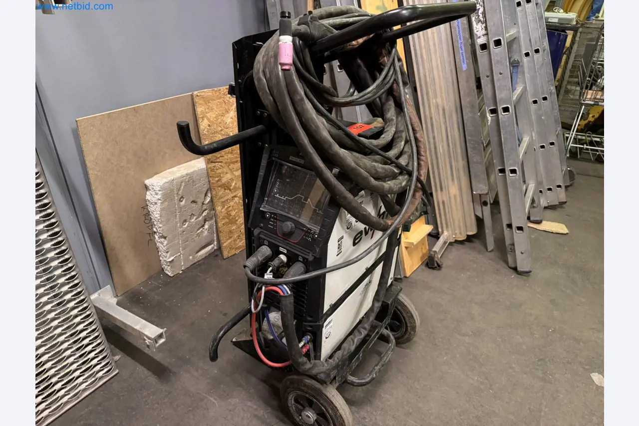 Equipment, material stocks and operating equipment of a plant construction company-1