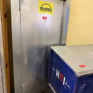 Site door + wooden lid box