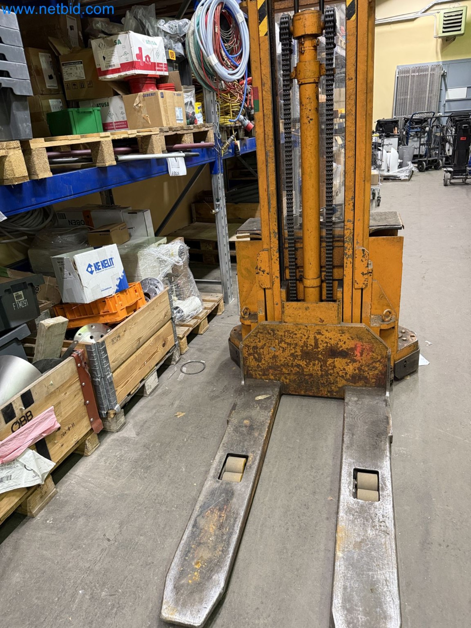 Equipment, material stocks and operating equipment of a plant construction company-3