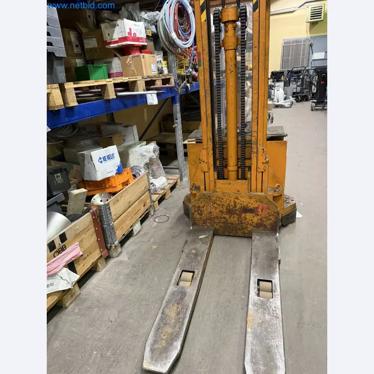 Equipment, material stocks and operating equipment of a plant construction company-3