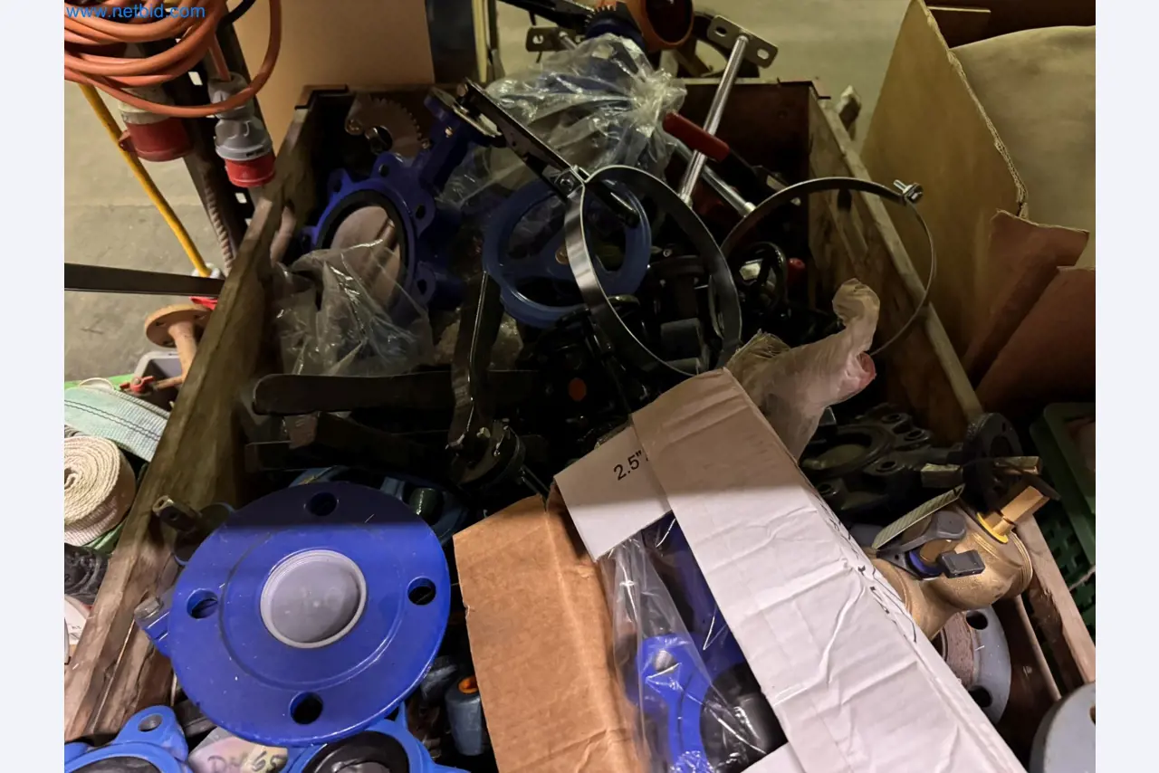 Equipment, material stocks and operating equipment of a plant construction company-28