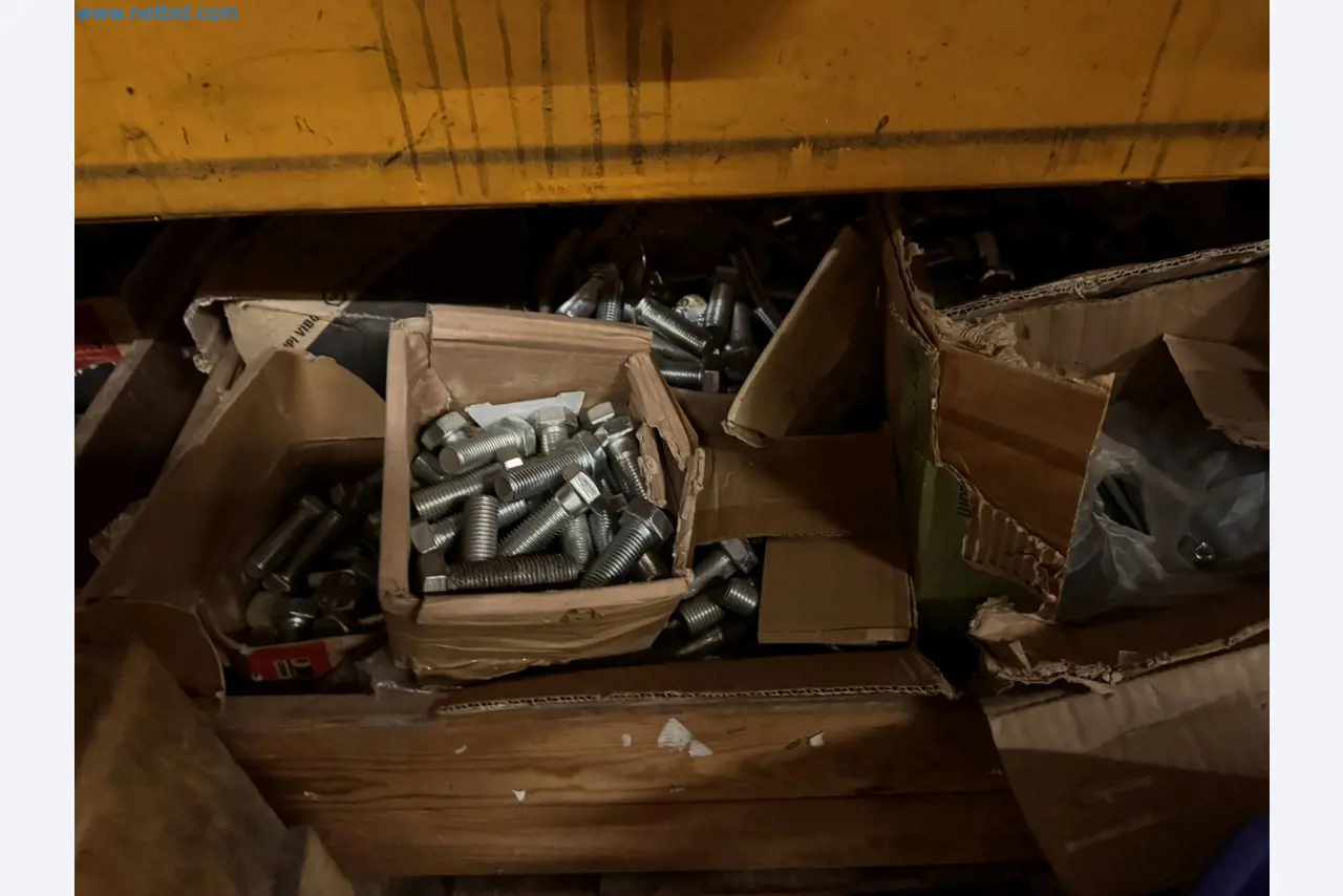 Equipment, material stocks and operating equipment of a plant construction company-34