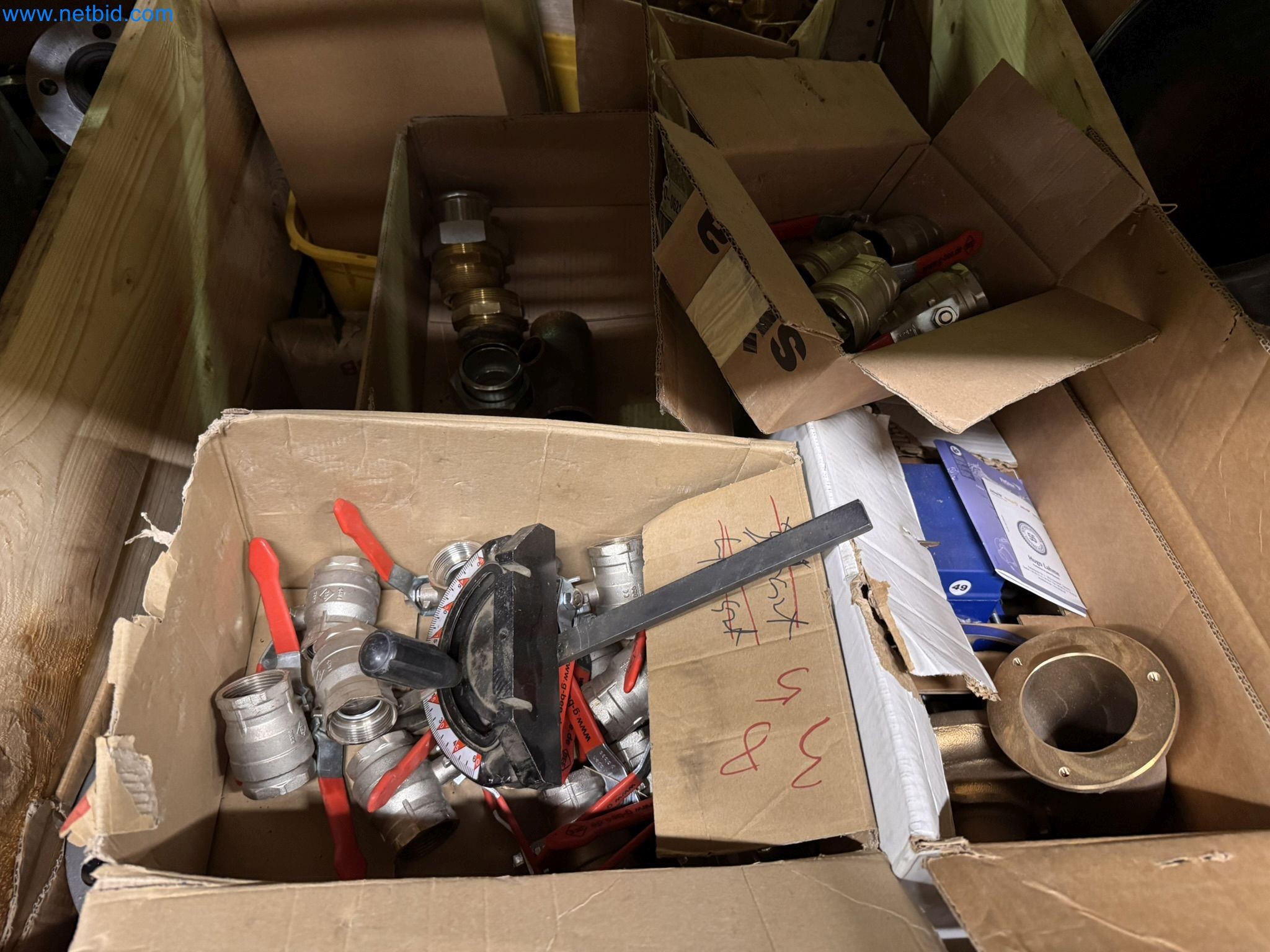 Equipment, material stocks and operating equipment of a plant construction company-39