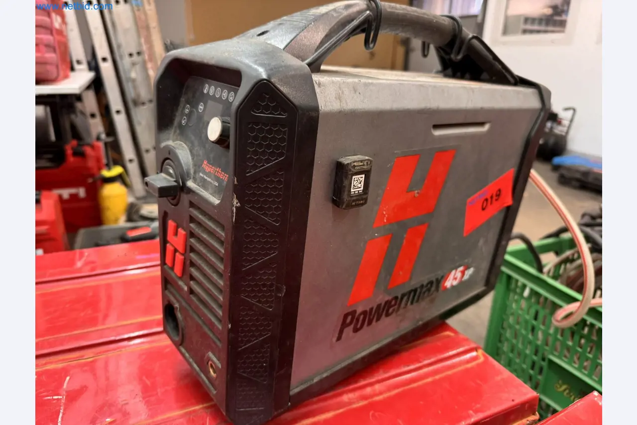 Equipment, material stocks and operating equipment of a plant construction company-1