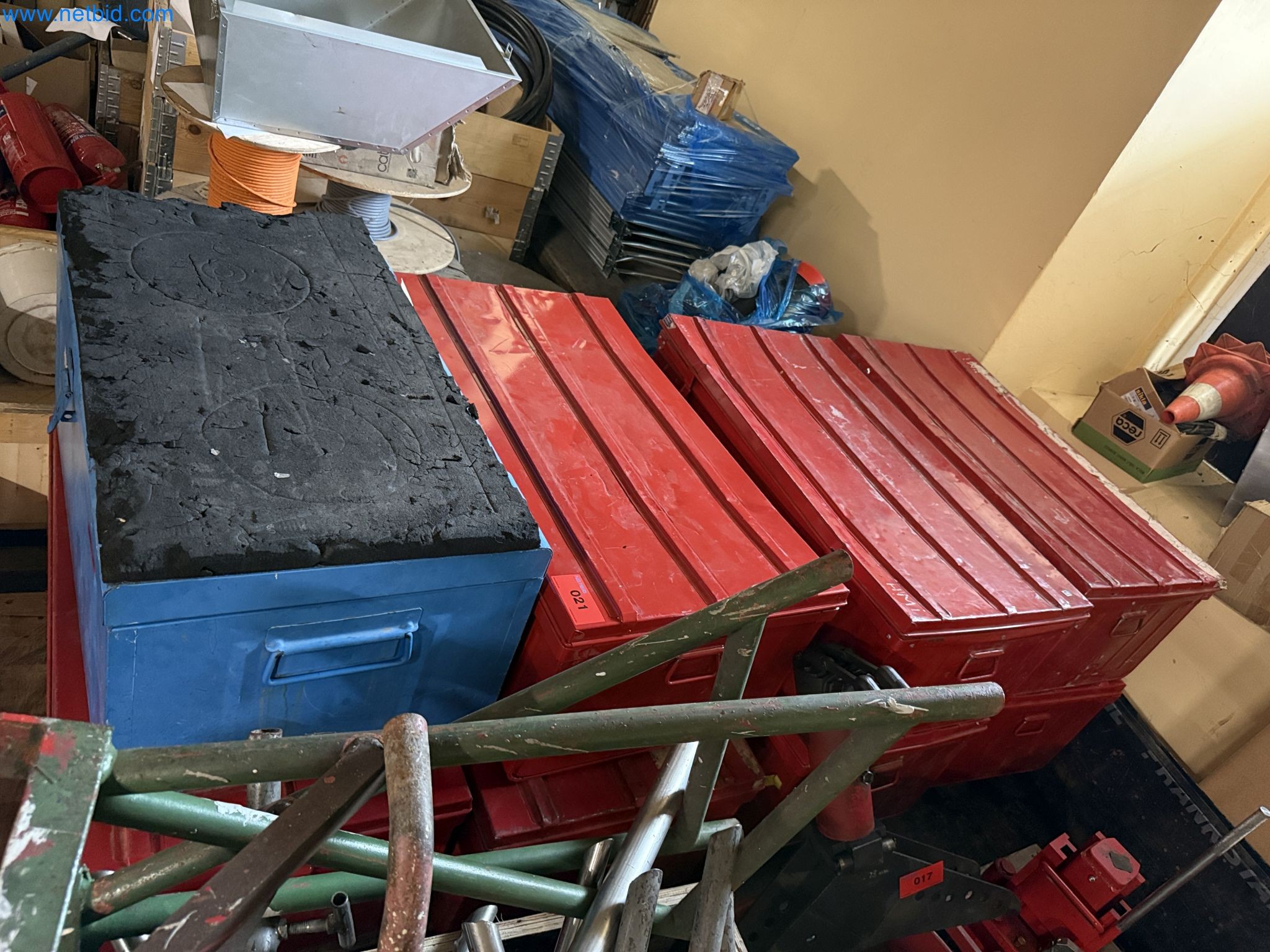 Equipment, material stocks and operating equipment of a plant construction company-30