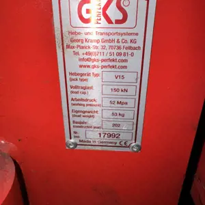 2 Machine jack GKS V15, 150 kN GKS V15