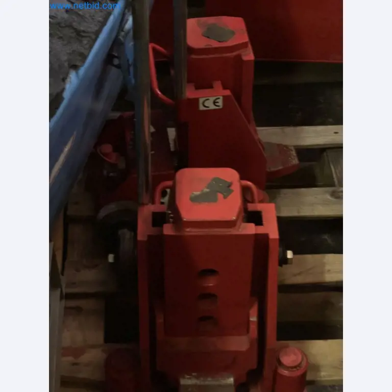 Equipment, material stocks and operating equipment of a plant construction company-4