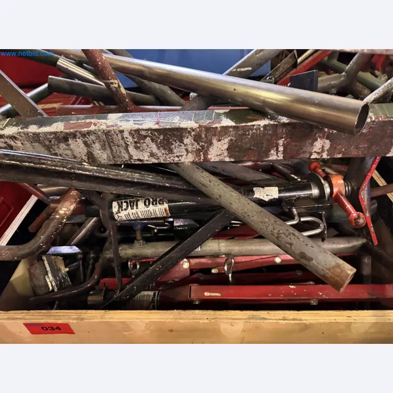 Equipment, material stocks and operating equipment of a plant construction company-1