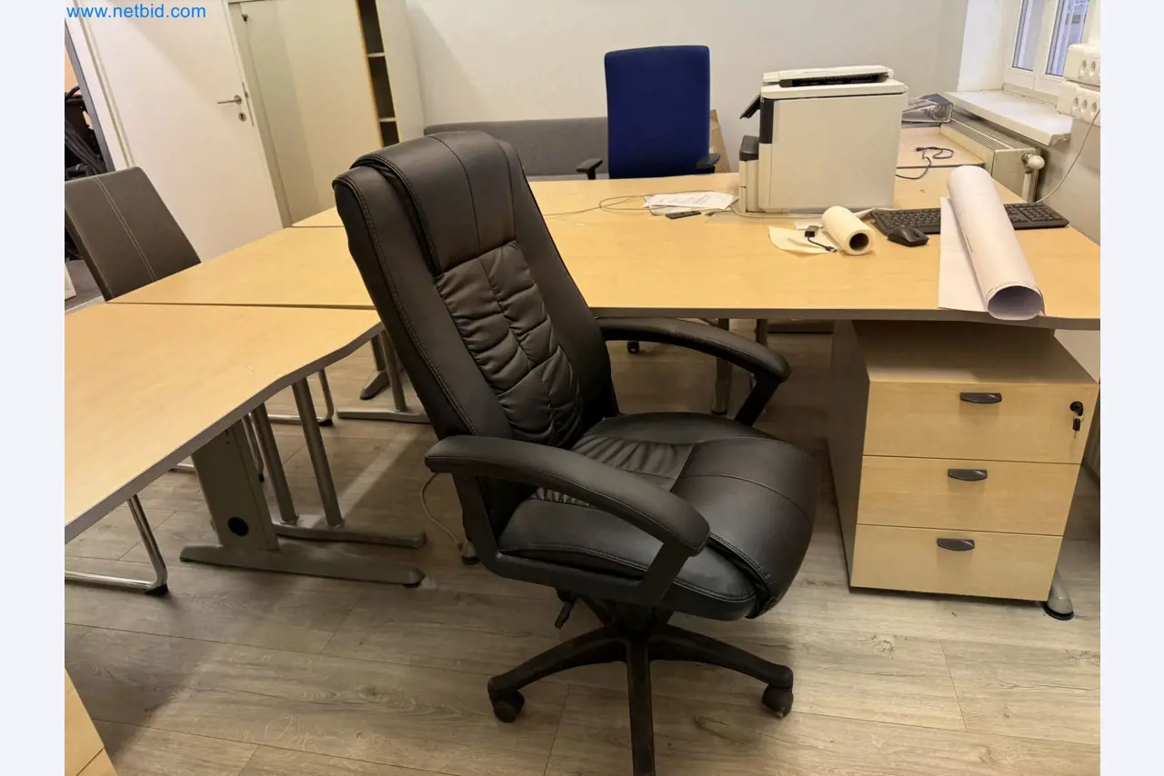 Equipment, material stocks and operating equipment of a plant construction company-7