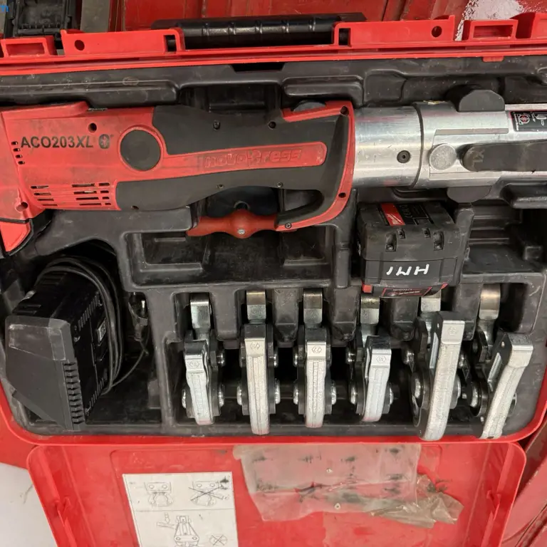 Cordless pipe wrench Novopress ACO203XL