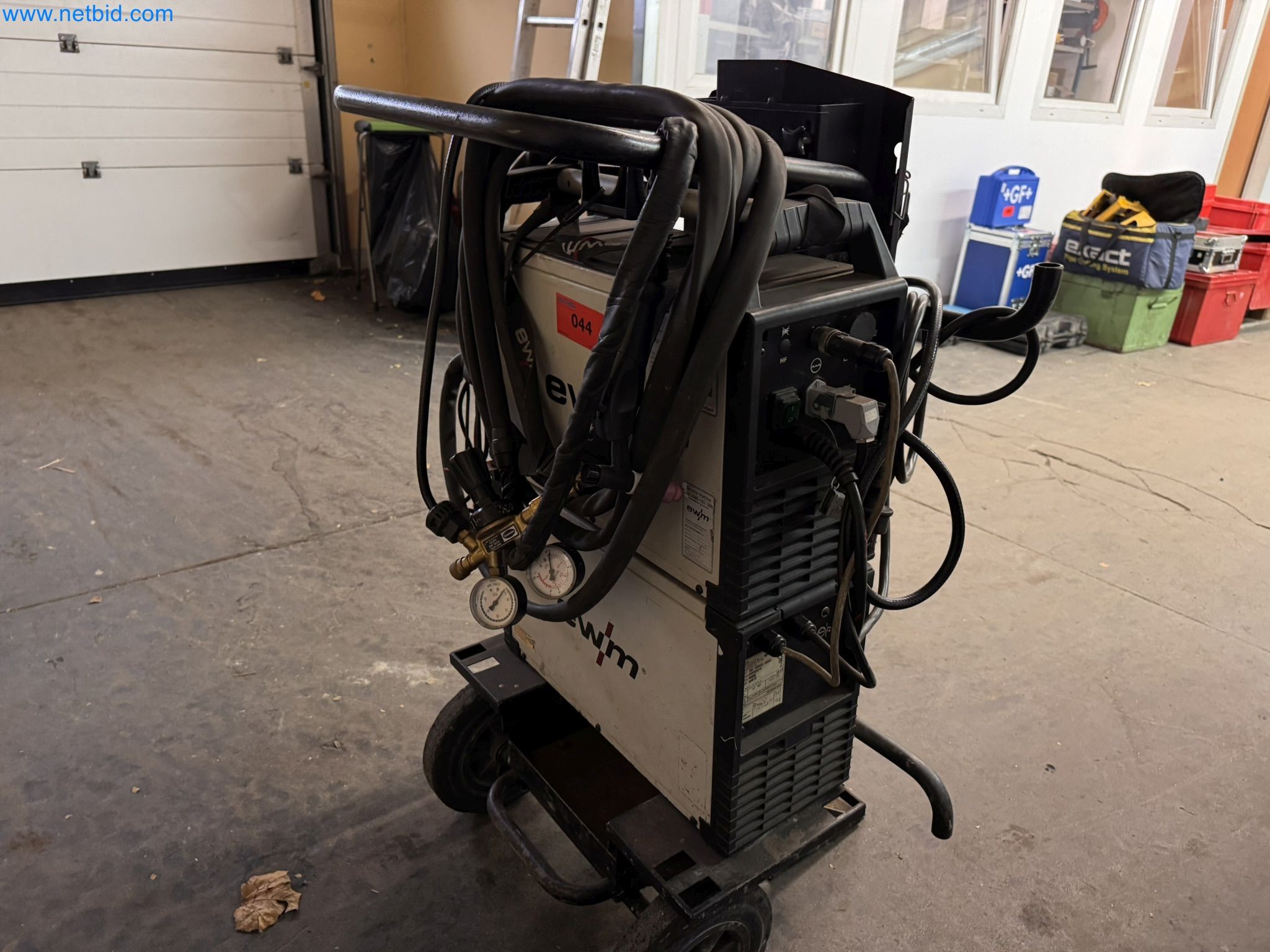 Equipment, material stocks and operating equipment of a plant construction company-3