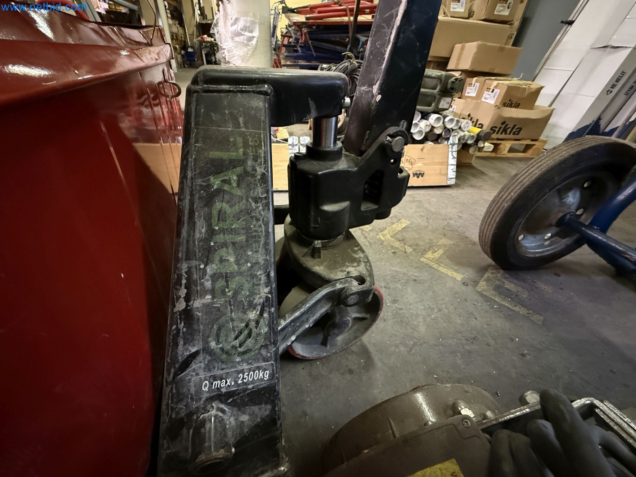 Equipment, material stocks and operating equipment of a plant construction company-5