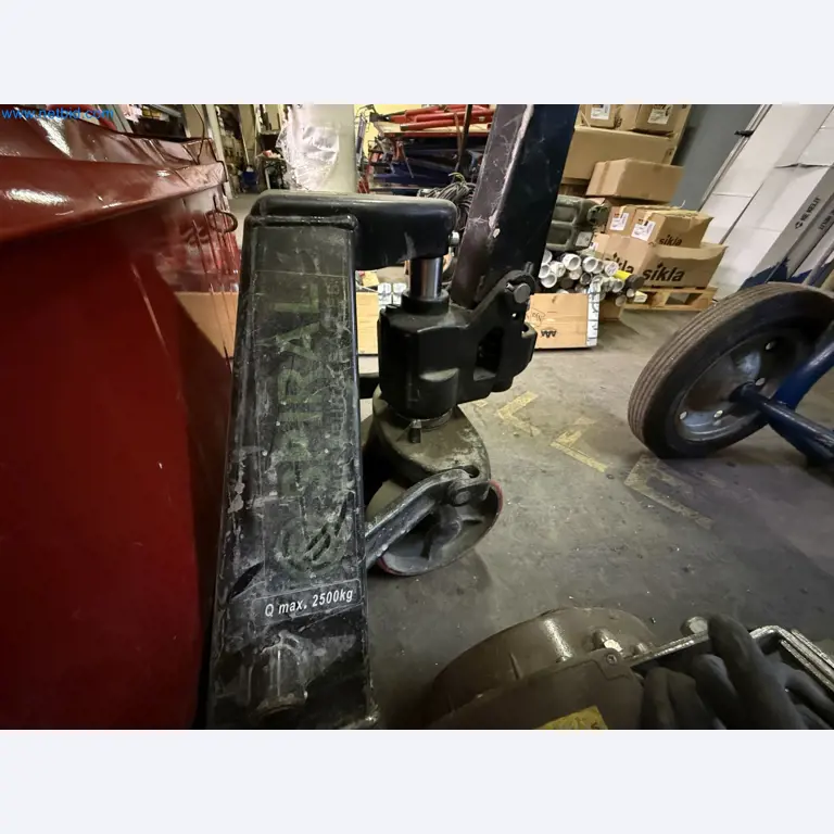 Equipment, material stocks and operating equipment of a plant construction company-5