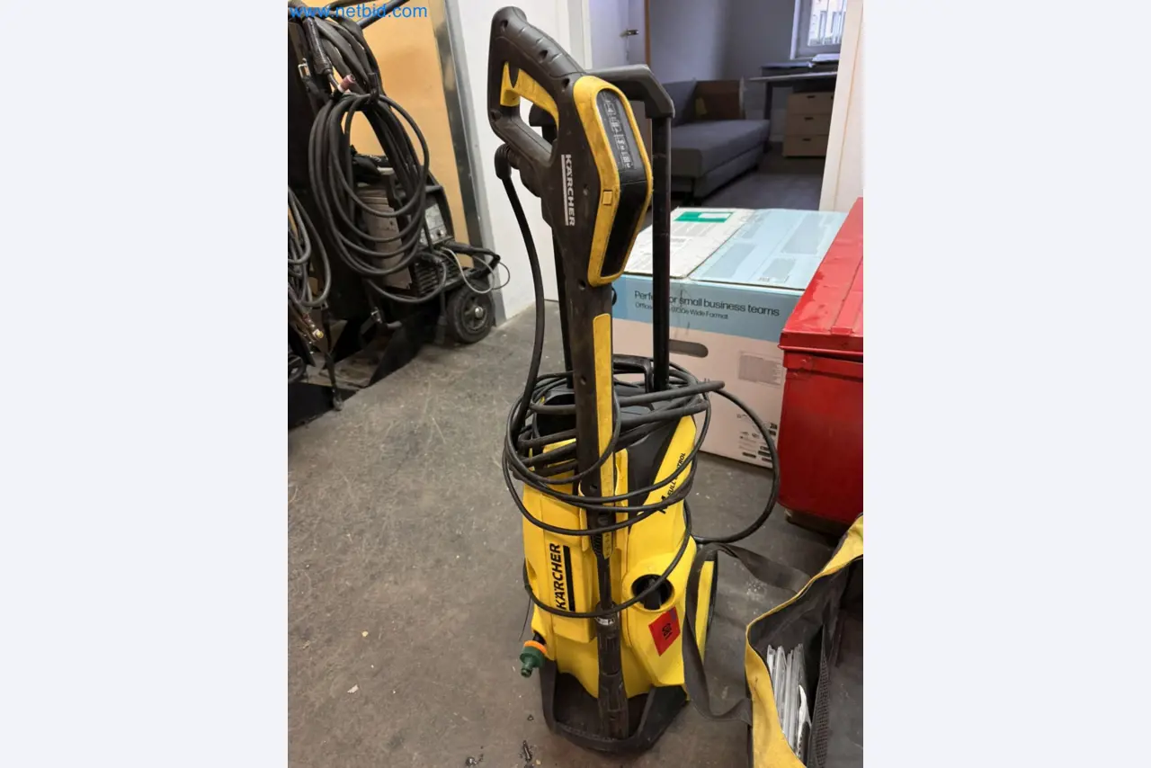 Equipment, material stocks and operating equipment of a plant construction company-1