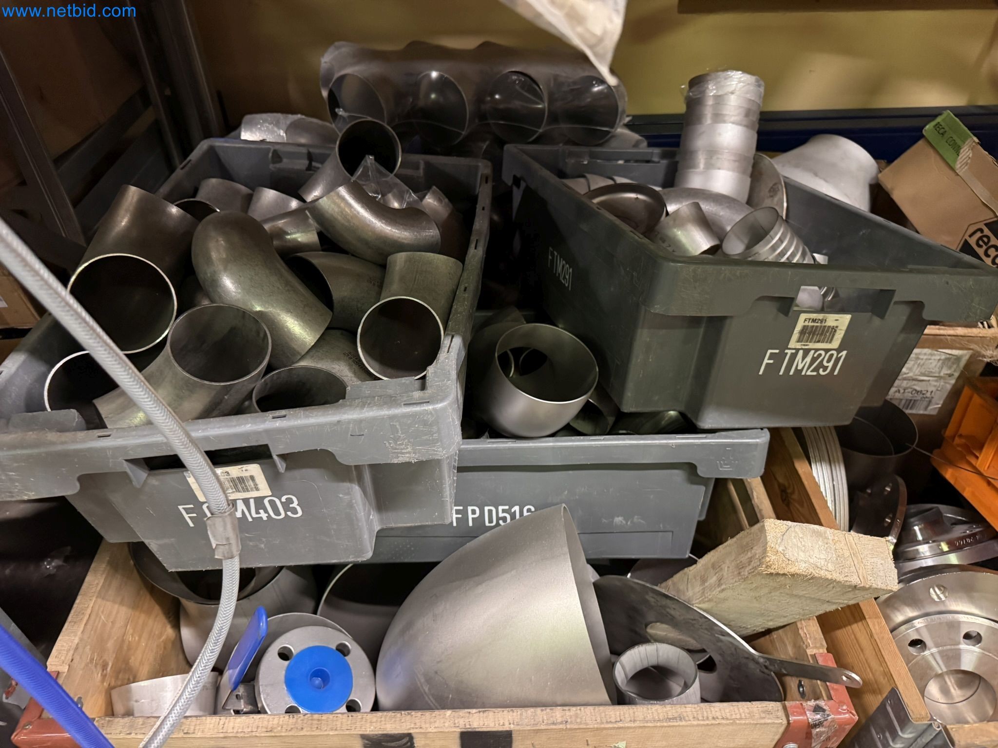 Equipment, material stocks and operating equipment of a plant construction company-33