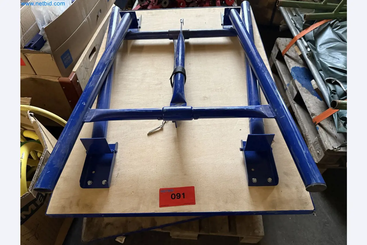 Equipamiento, existencias de material y equipos de explotación de una empresa de construcción de instalaciones-1