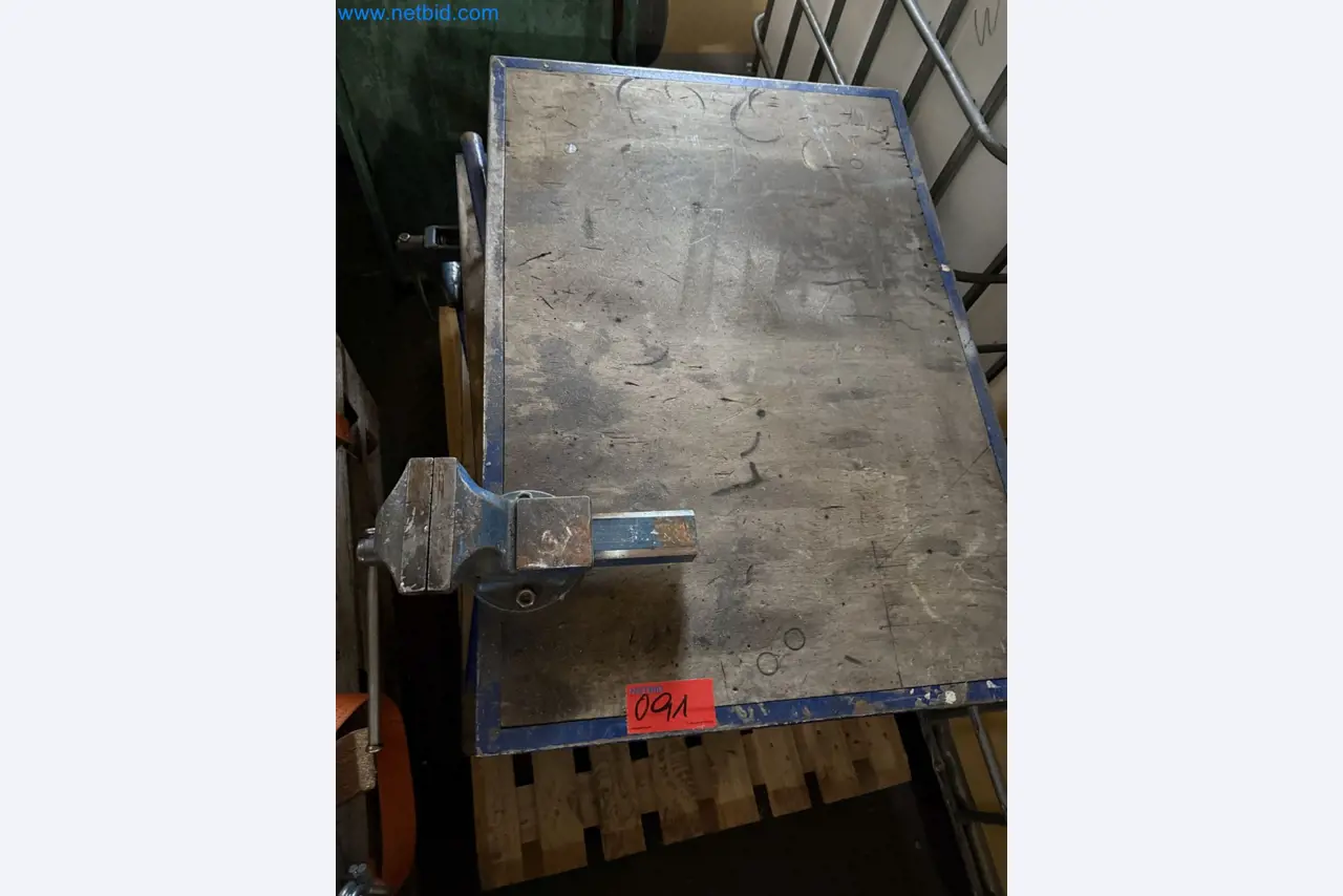 Equipamiento, existencias de material y equipos de explotación de una empresa de construcción de instalaciones-3