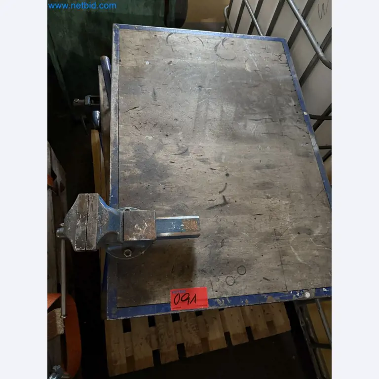 Equipamiento, existencias de material y equipos de explotación de una empresa de construcción de instalaciones-3