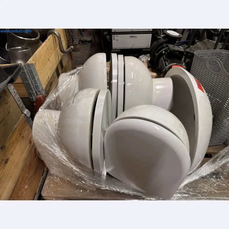 Equipamiento, existencias de material y equipos de explotación de una empresa de construcción de instalaciones-1