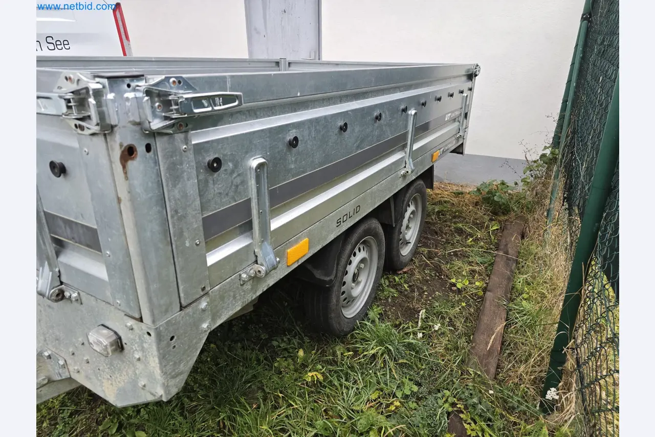 Vehicles and material stocks of a plant construction company-7