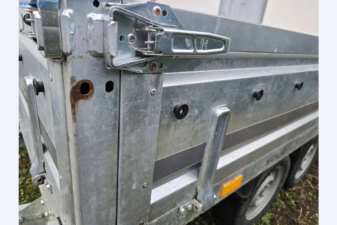 Vehicles and material stocks of a plant construction company-9