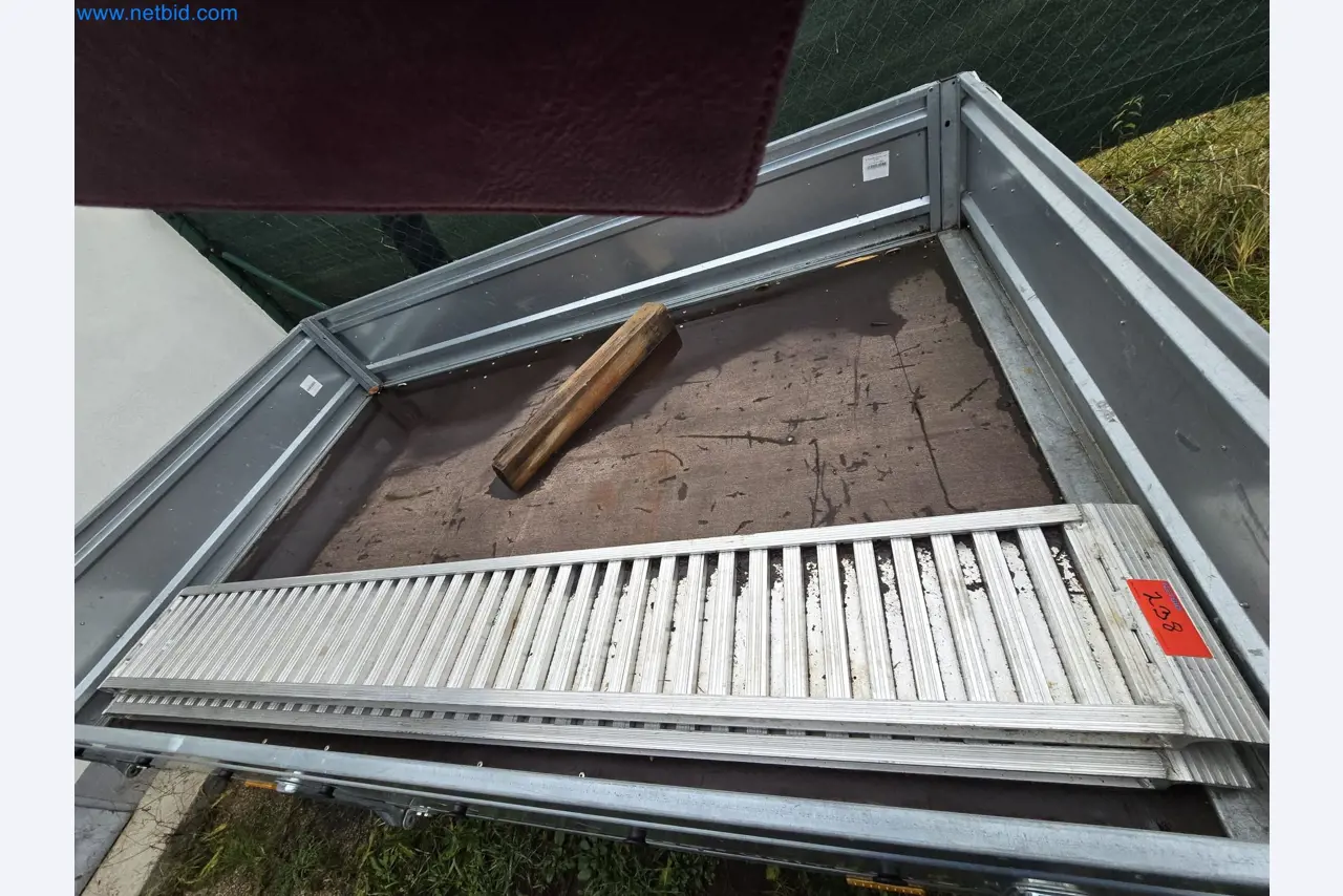 Vehicles and material stocks of a plant construction company-3