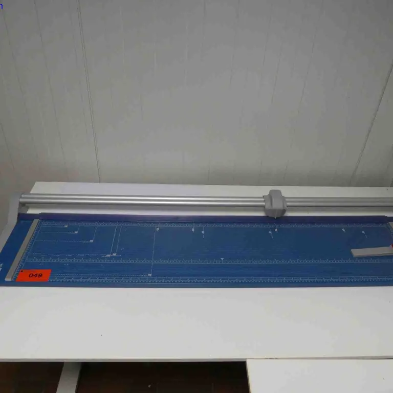 Paper Roll Cutter Dahle 558