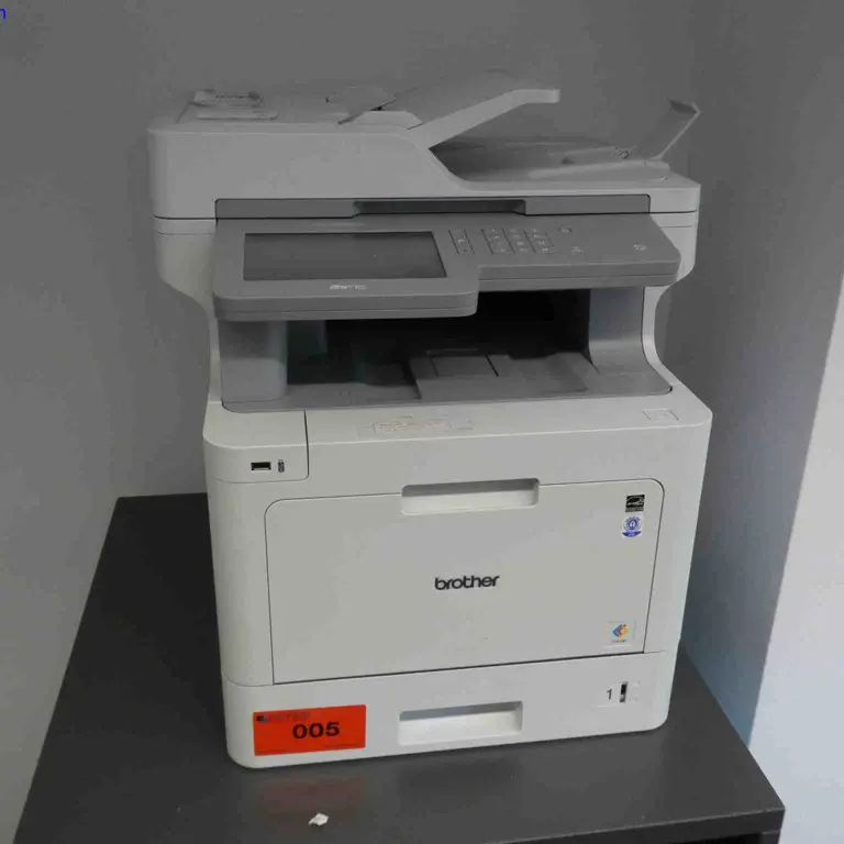 Multifunctional Tabletop Device Brother MFC-L9570CDW