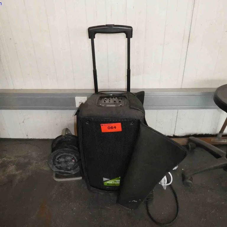 portable speaker DB Technologys B-HYPE