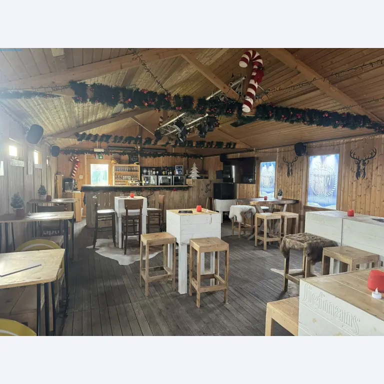 Chalet-/Event-Bar-Aufbau in Belgien-10