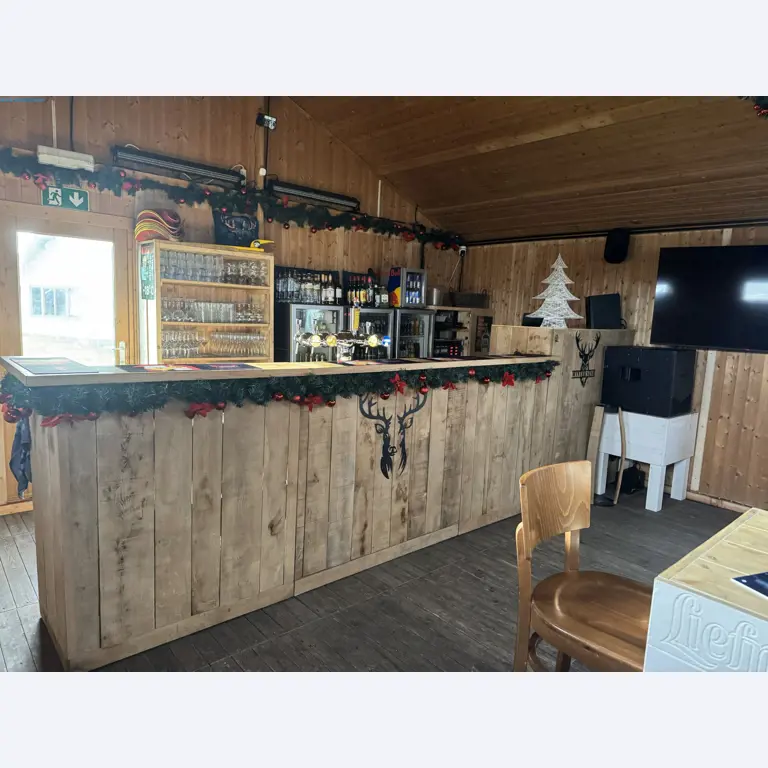 Chalet-/Event-Bar-Aufbau in Belgien-11