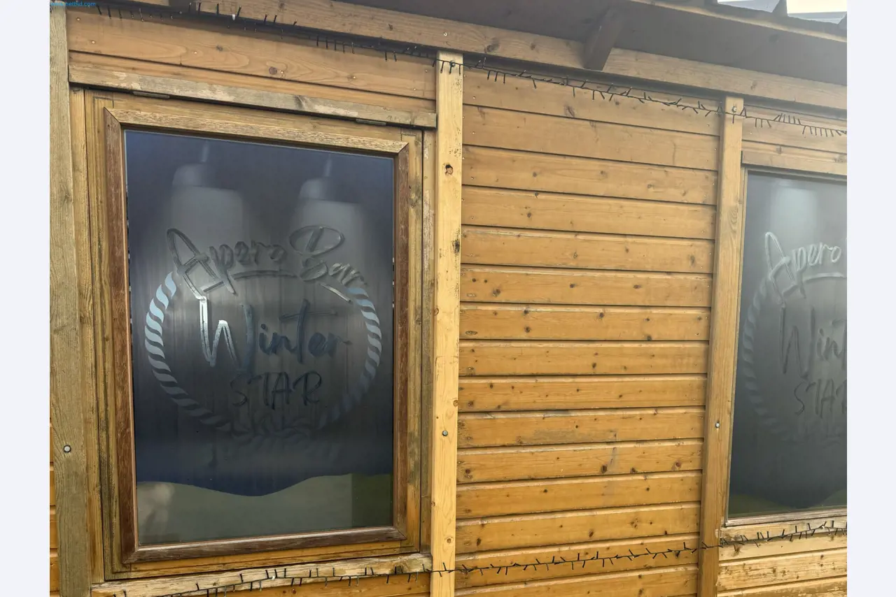 Chalet-/Event-Bar-Aufbau in Belgien-8